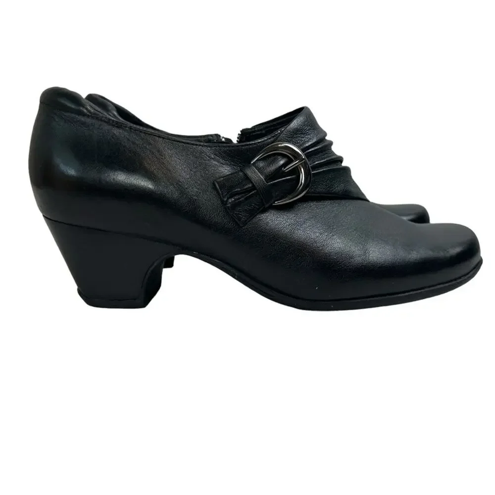 Clarks Sugar Charm Bootie Style Pump Shoe Heels Black Leather Size 7